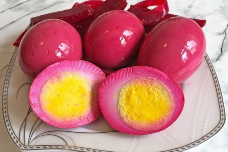 Pickled Eggs with Beets and Mustard