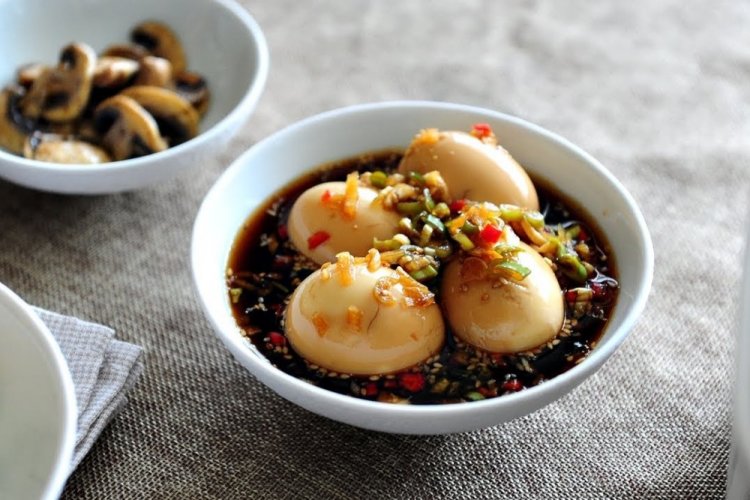 Korean Pickled Eggs