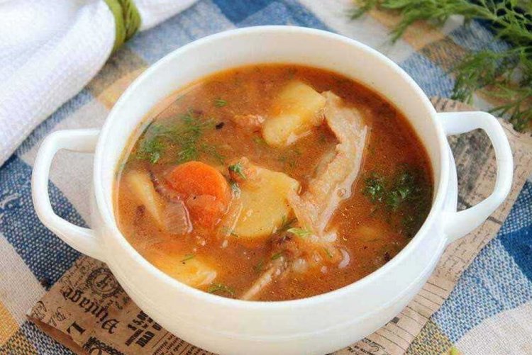 Pork Rib Soup with Cauliflower