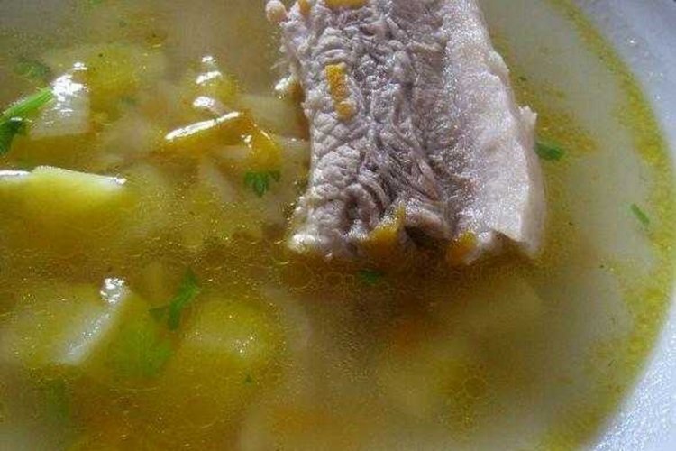 Pork Rib Soup with Pasta