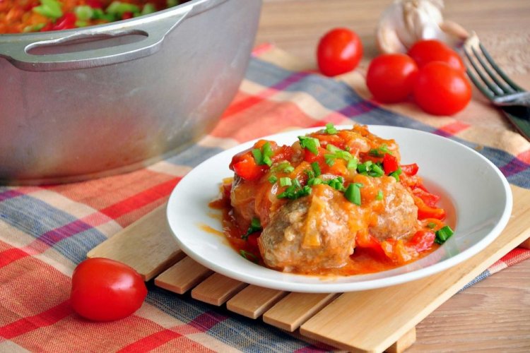 Albóndigas al horno con verduras