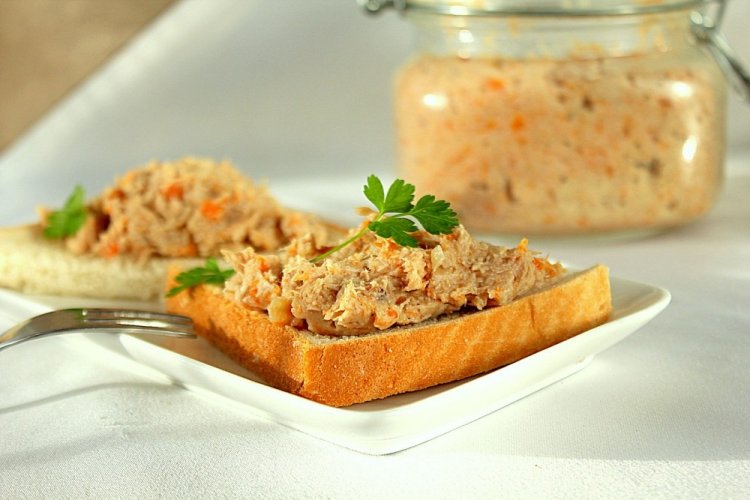 Chicken Rillettes with Apple