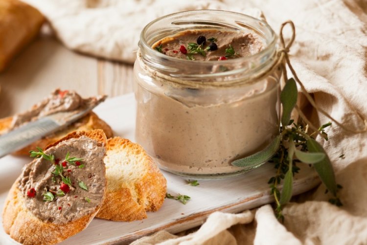 Turkey Liver Pâté with Pistachios and Cognac