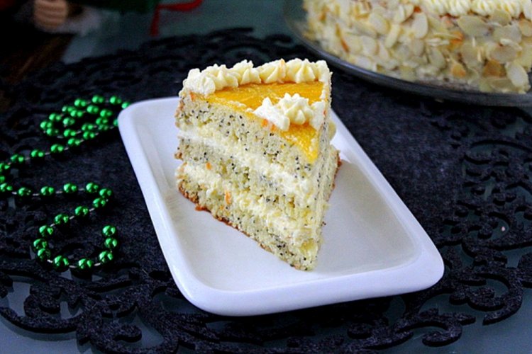 Orange Cake with Poppy Seeds and Almonds