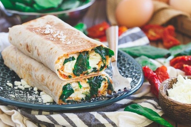 Strudel de lavash con espinacas