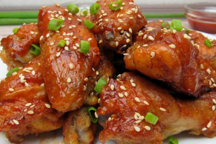 Alitas de pollo glaseadas