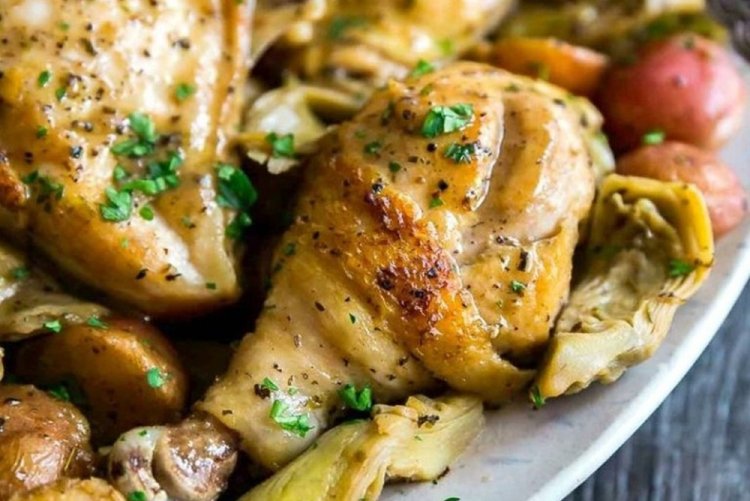 Pollo marinado en kiwi
