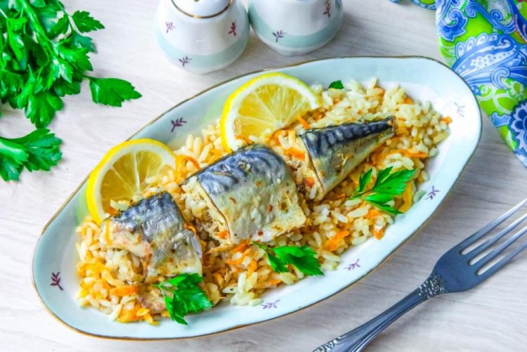 Mackerel with Rice in the Oven