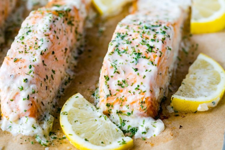 Red Fish Steaks with Sour Cream in the Oven