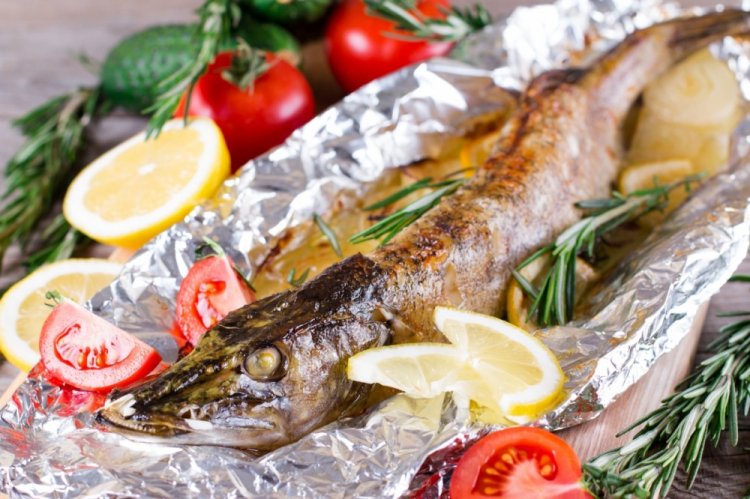 Pike in Foil in the Oven
