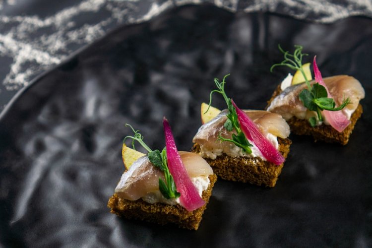 Canapés with Capelin Roe and Herring