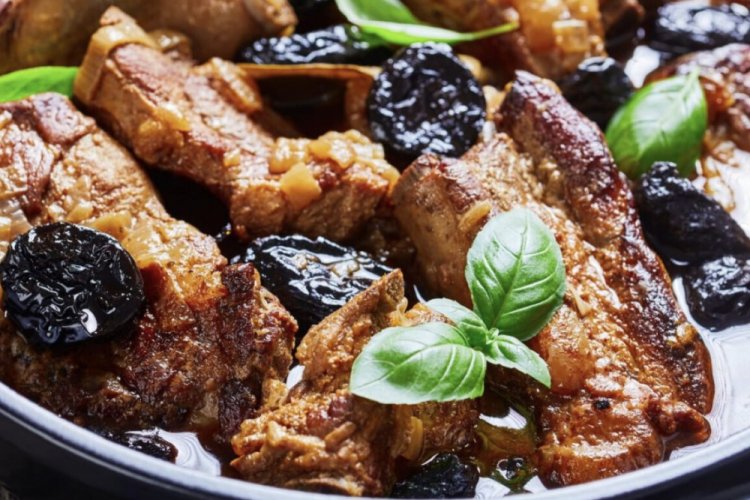 Pork Ribs with Prunes in a Kazan