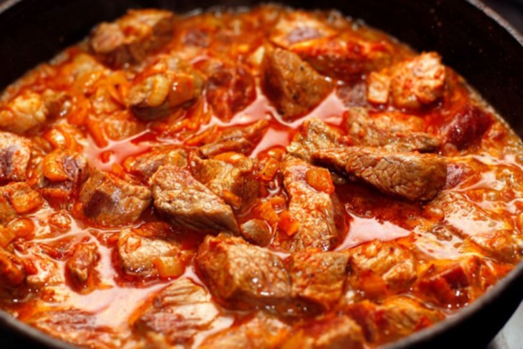 Pork in Tomato Sauce in a Pan