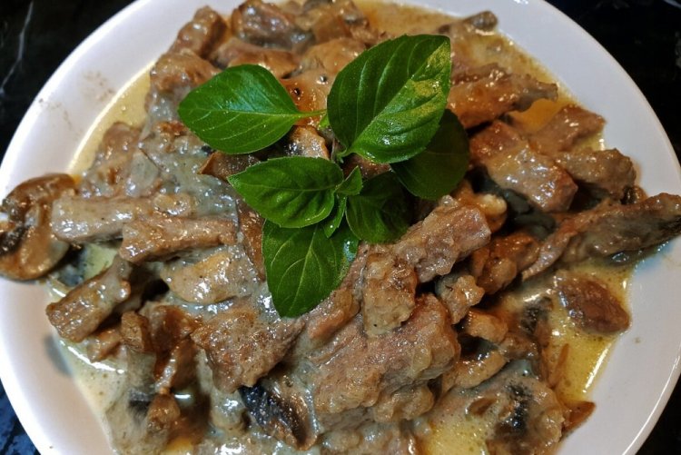Skillet Beef with Mushrooms