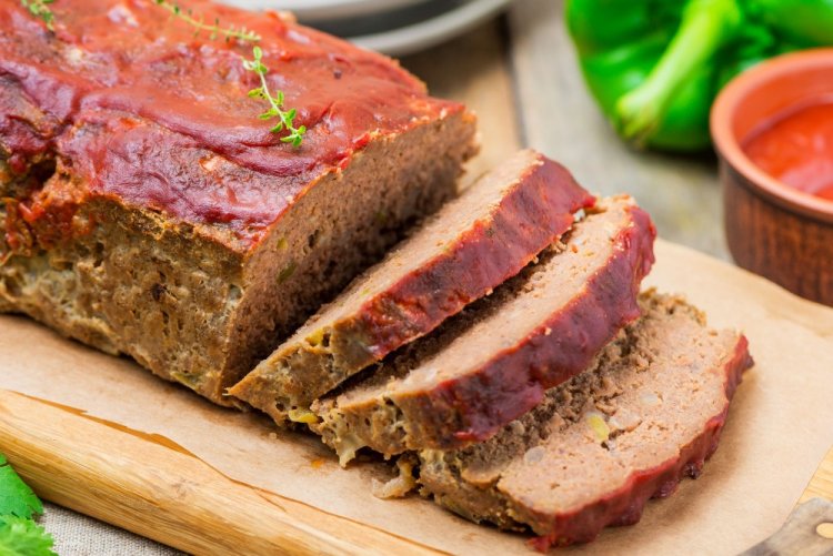 Pastel de carne de cerdo al horno