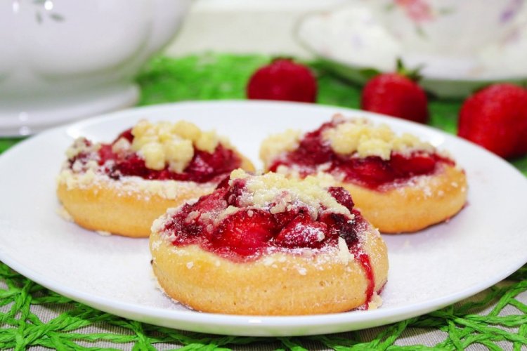 Vatrushkas con fresas