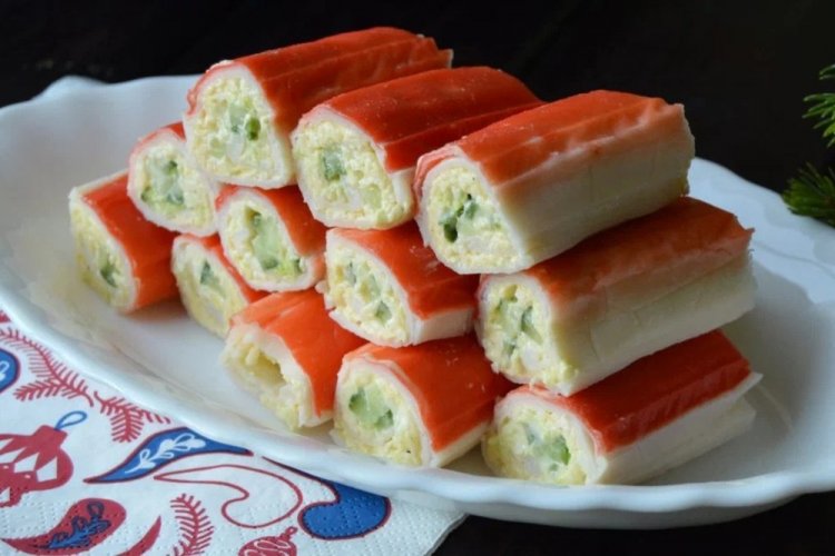 Stuffed Crab Sticks with Cucumber and Cream Cheese