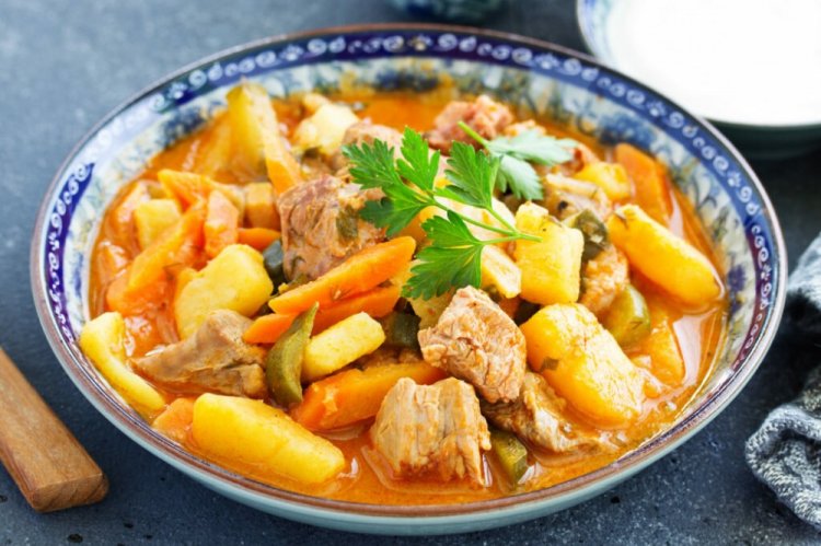 Chicken Stew with Pickled Cucumbers