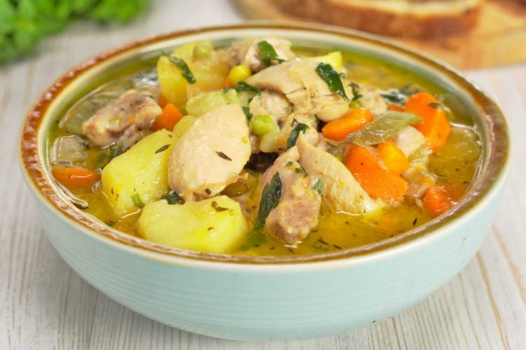 Chicken Stew with Potatoes and Celery