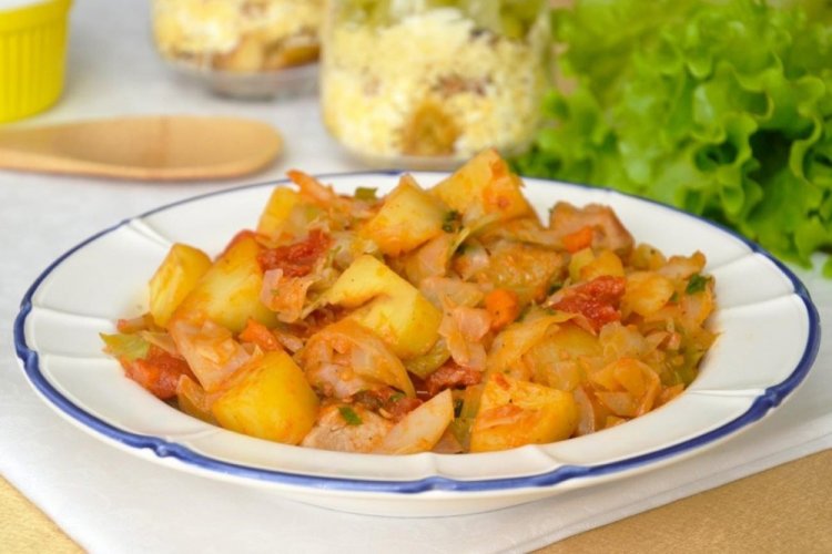 Chicken, Potato, and Cabbage Stew