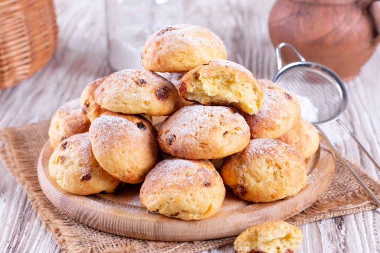 Cottage Cheese Cookies with Raisins