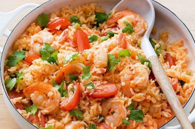 Rice with Shrimp and Cherry Tomatoes