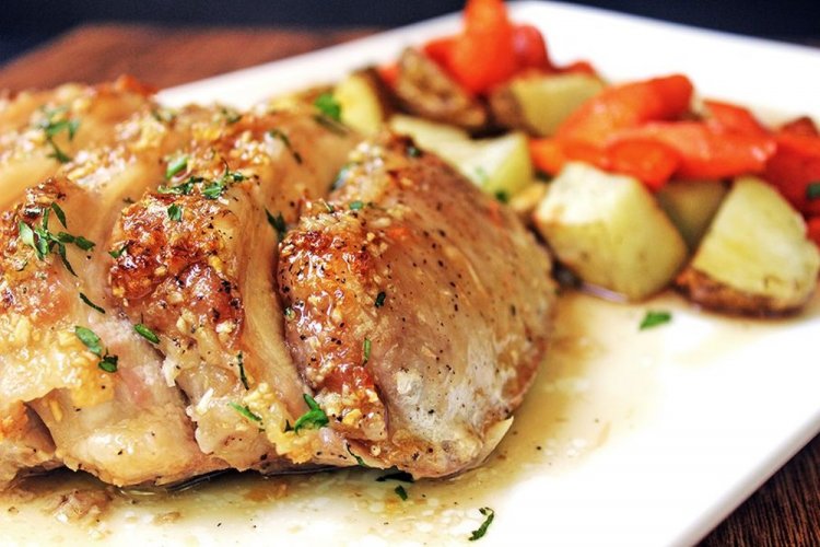 Lomo de cerdo con patatas al horno