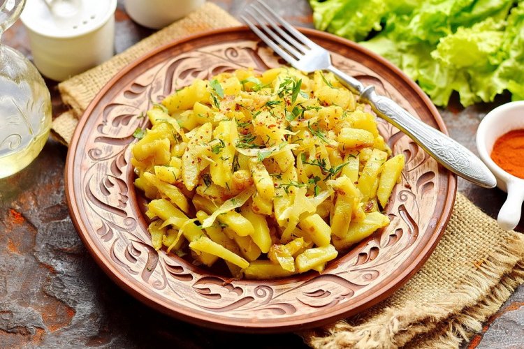 Potatoes with Cabbage in a Skillet