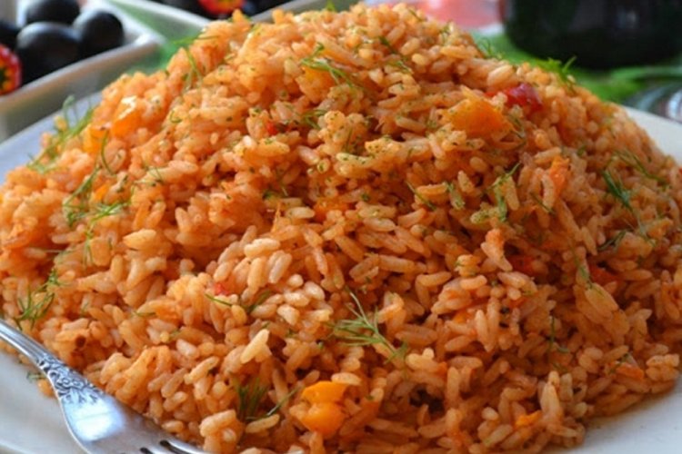 Arroz en tomate