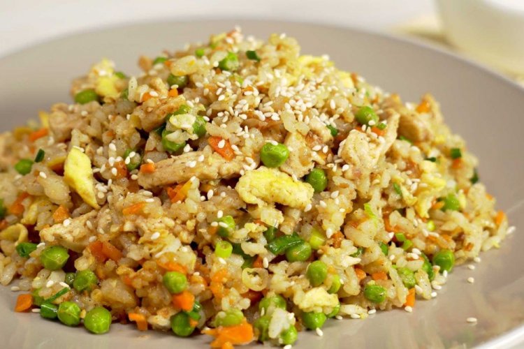Fried Rice with Egg and Chicken