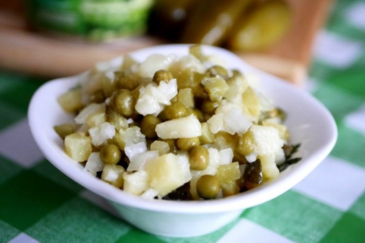 Potato and Canned Pea Salad