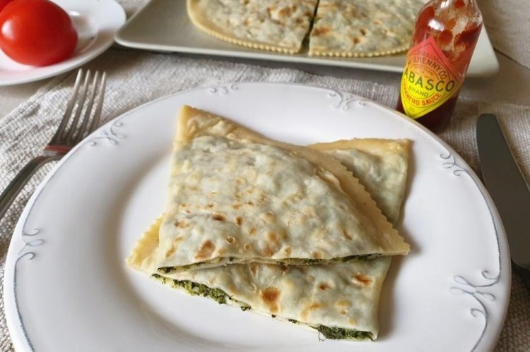 Chudu with Chicken and Spinach