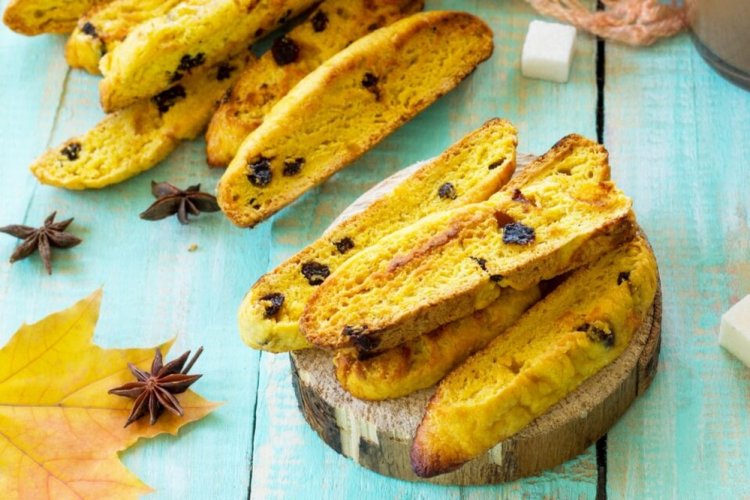 Pumpkin Cookies with Dried Fruits