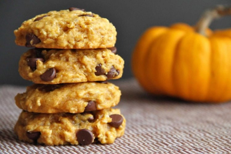 Pumpkin Cookies with Chocolate