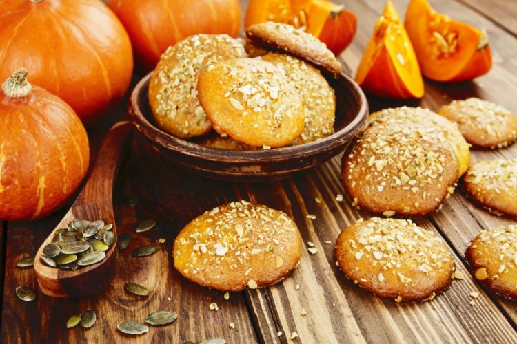 Pumpkin Cookies with Orange