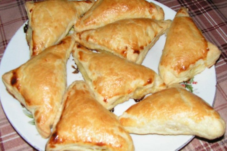 Puff Pastry Pies with Pumpkin and Spinach