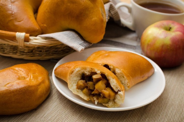 Pies with Pumpkin and Apples