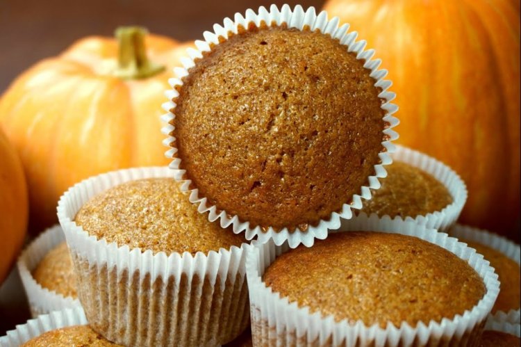 Pumpkin Muffins with Sour Cream