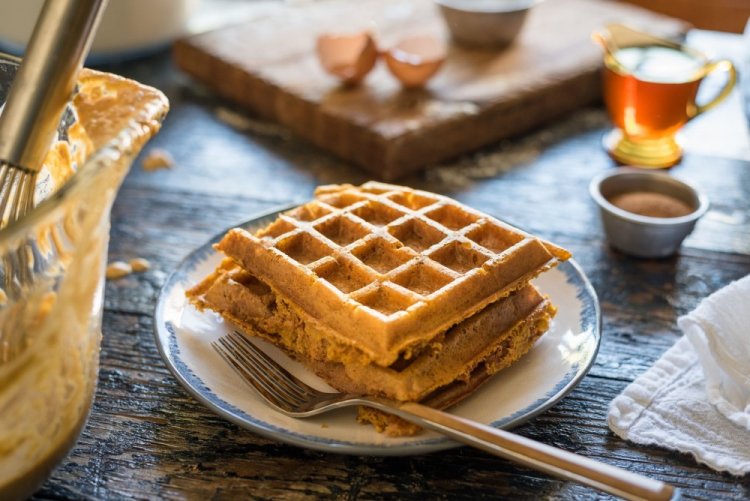 Pumpkin Waffles with Banana
