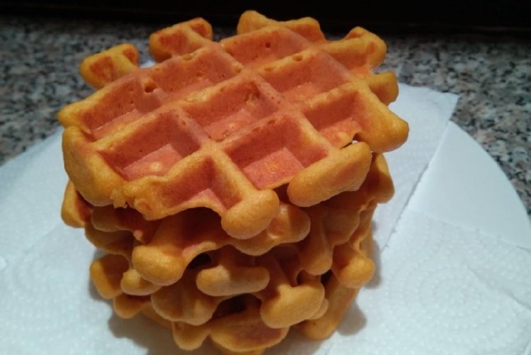 Pumpkin Waffles with Rice Flour