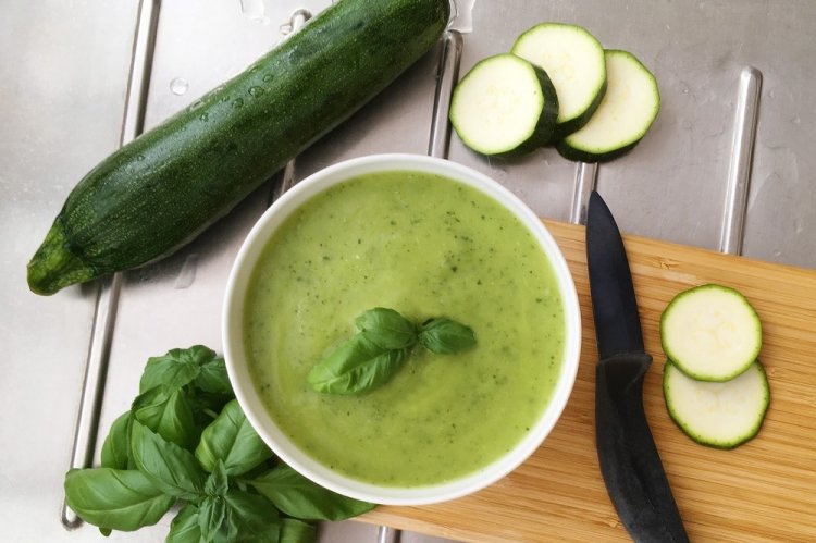 Puré de calabacín con espinacas
