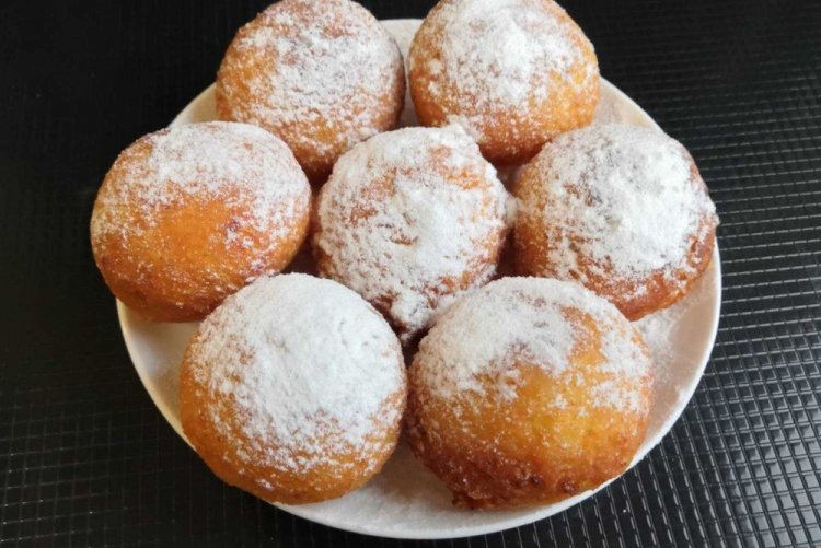 Cottage Cheese Balls with Chocolate