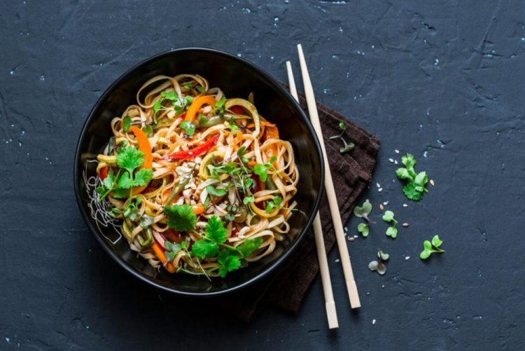 Vegetable and Mushroom Pad Thai