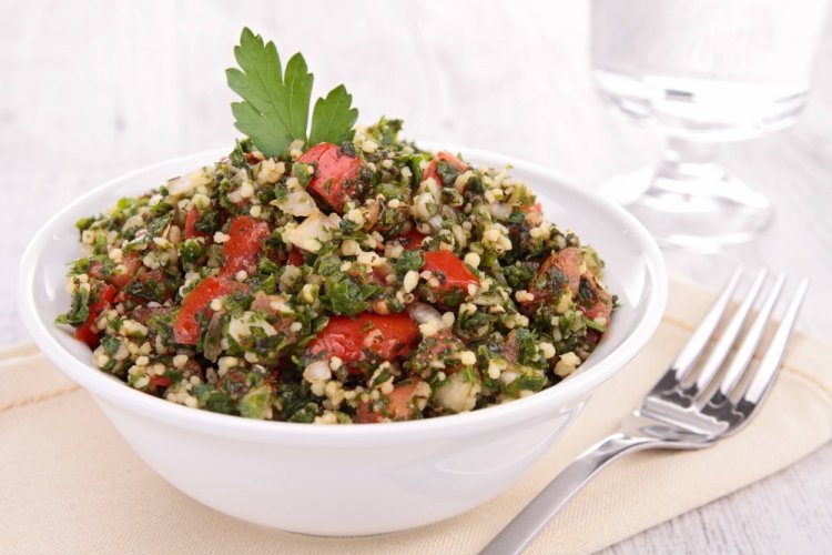 Tabbouleh Salad with Olives