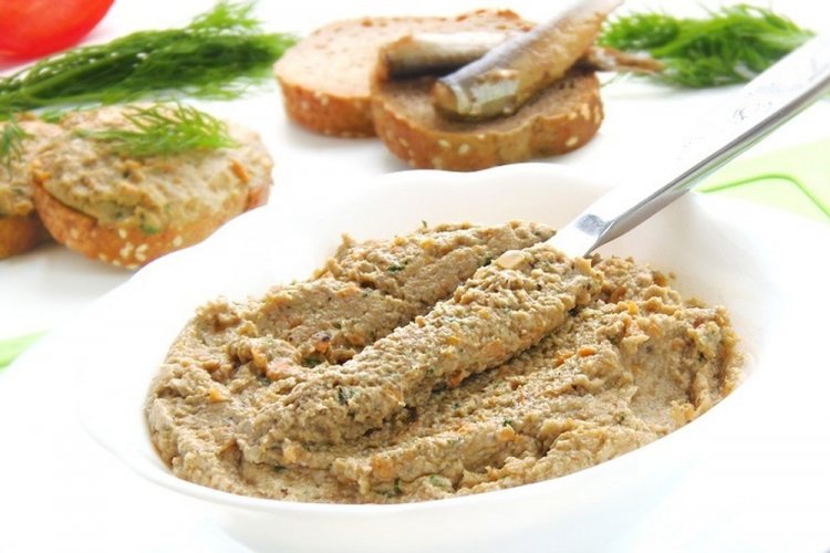 Paté de espadines con zanahoria