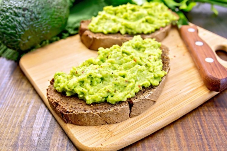 Paté de atún con aguacate