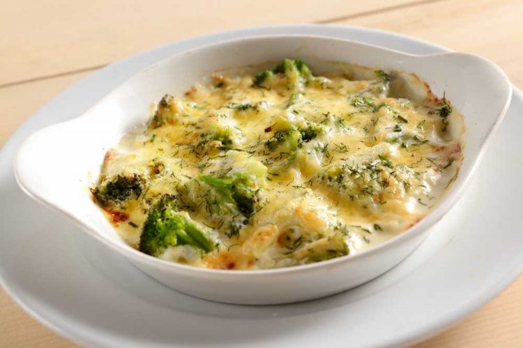 Brócoli en salsa cremosa al horno