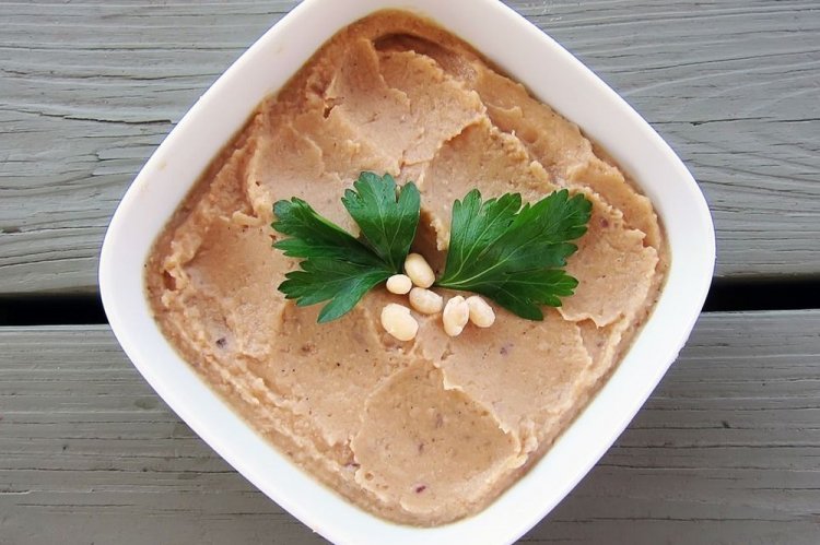 Paté de frijoles con miel