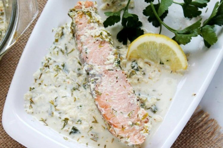 Salmón en salsa cremosa con harina