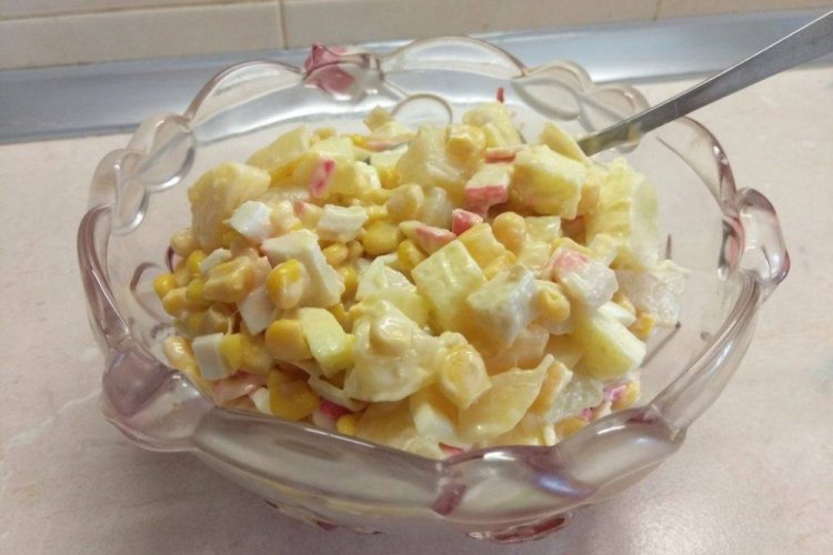 Crab Salad with Apples